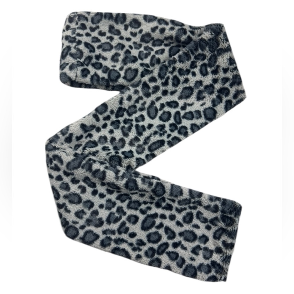 Y2k Fuzzy Snow Leopard Infinity‎ Scarf